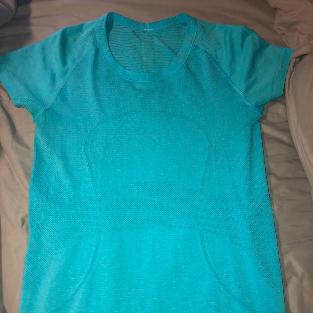 Lululemon like new swiftly